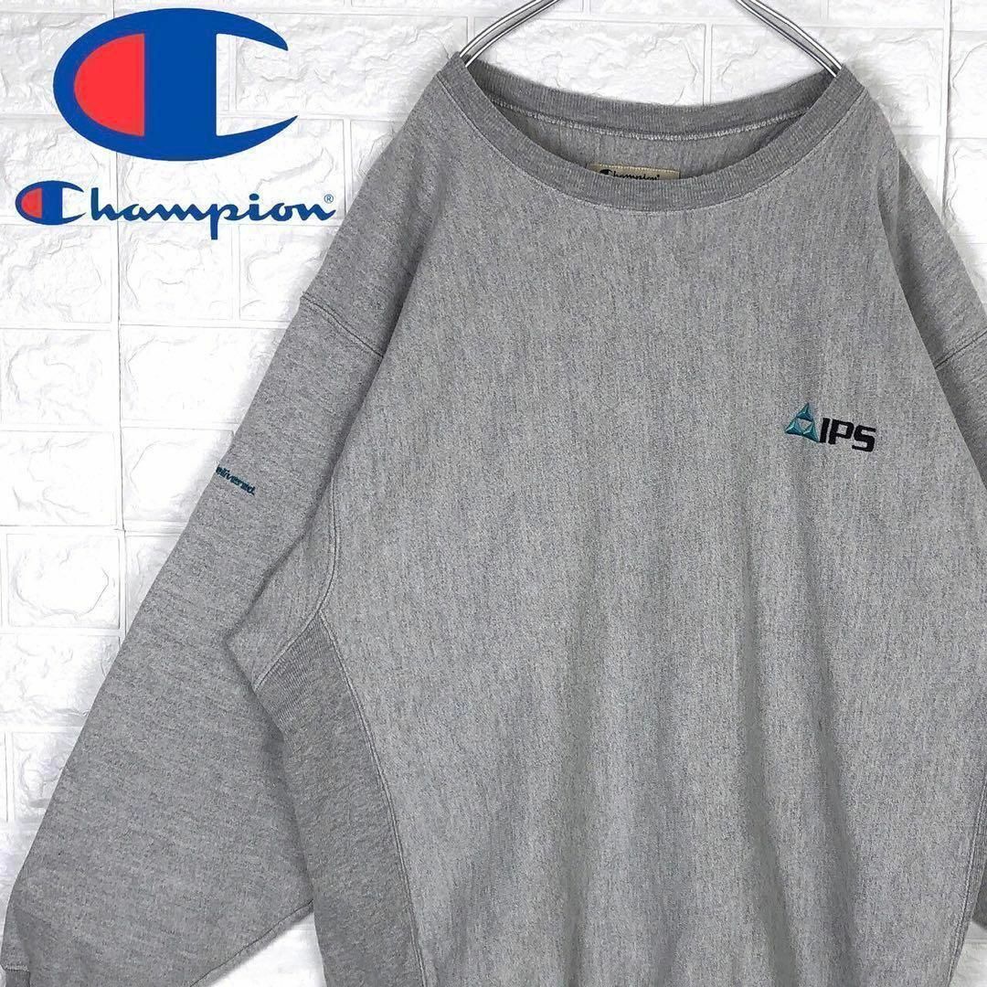 Champion(チャンピオン)のチャンピオン リバースウィーブ スウェットトレーナーゆるだぼ刺繍ワンポイントロゴ メンズのトップス(スウェット)の商品写真