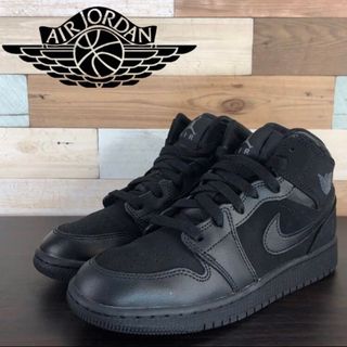 NIKE AIR JORDAN 1 MID \