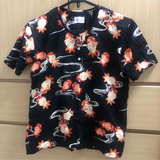 ☆ワンダフルワールド  金魚　Tシャツ　黒、茶系