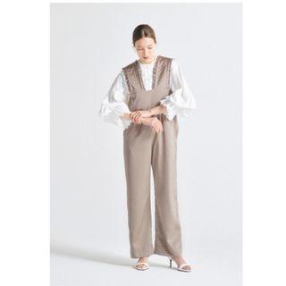 ⭐︎リカ様ご専用⭐︎yori ヨリ サテンフリルサロペット 2022AW 36の