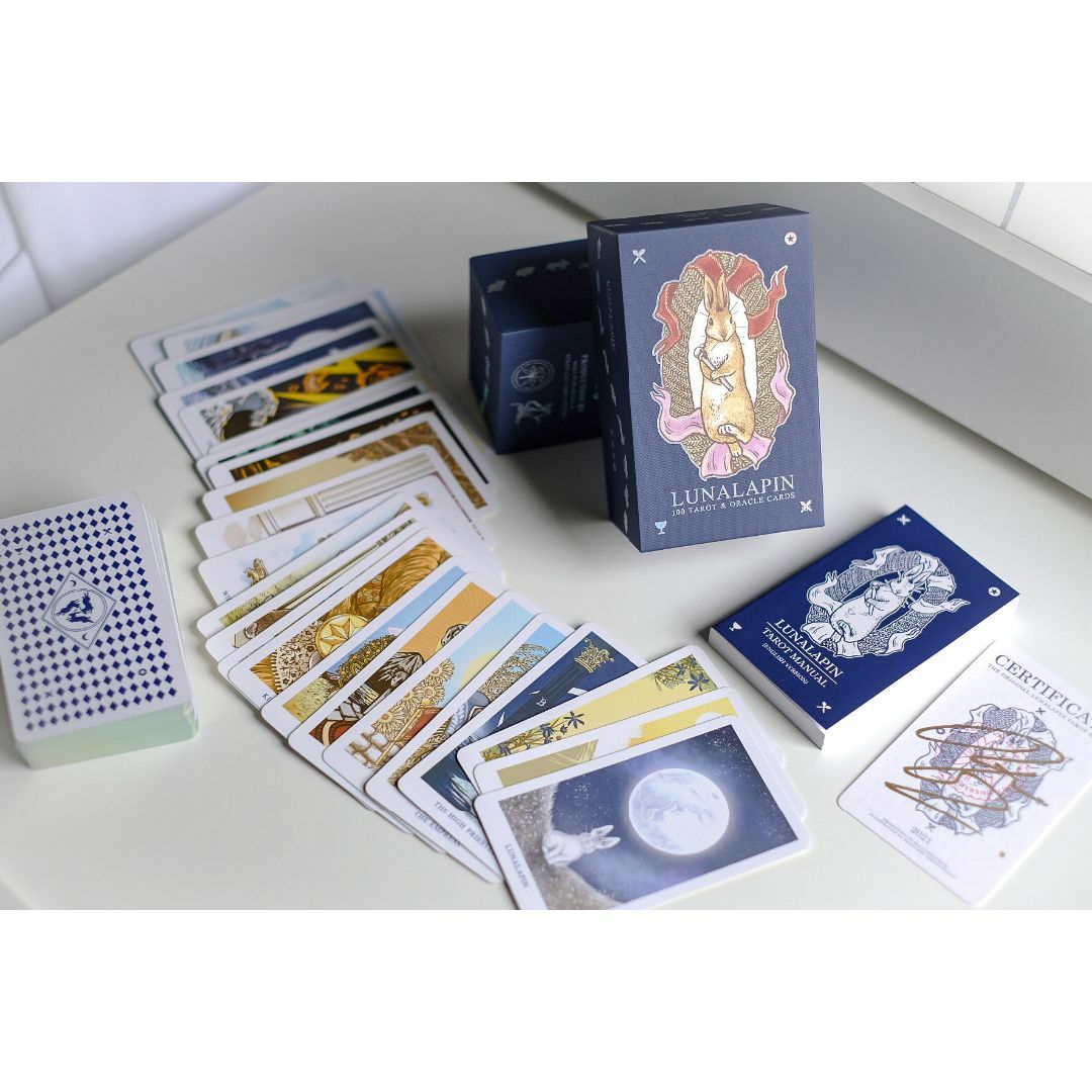 Lunalapin タロットカード (オラクルカード同梱)シルバー縁 エンタメ/ホビーのテーブルゲーム/ホビー(その他)の商品写真