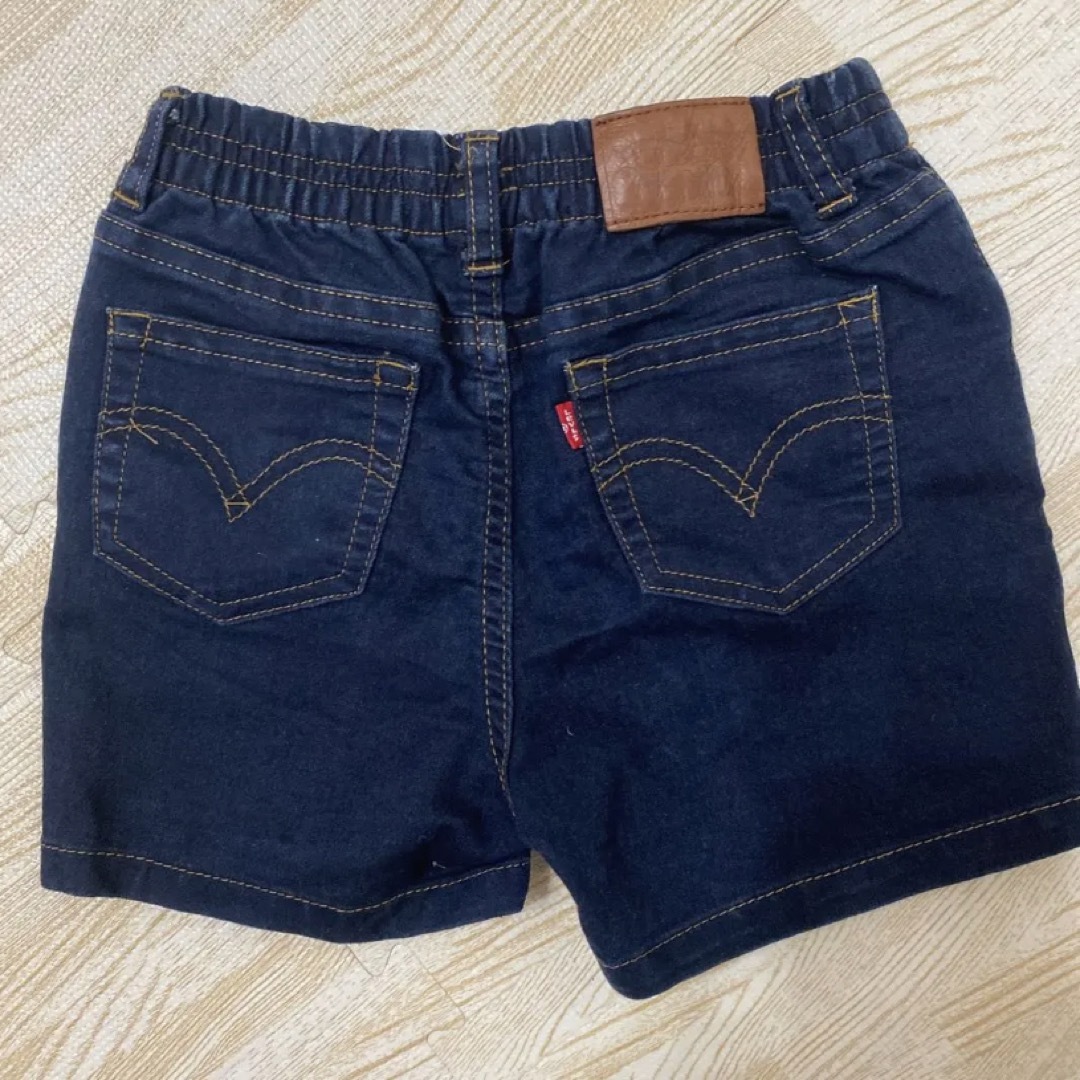 Levi's(リーバイス)のリーバイス　100cm Tシャツ、半ズボン3点セット キッズ/ベビー/マタニティのキッズ服男の子用(90cm~)(Tシャツ/カットソー)の商品写真