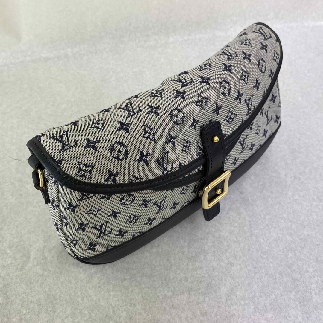 LOUIS VUITTON(ルイヴィトン)のルイヴィトン マルジョリー モノグラムミニ キャンバス レザー ハンドバッグ レディースのバッグ(ハンドバッグ)の商品写真