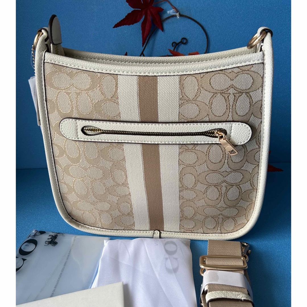 COACH - COACH 新品ショルダーバッグ丸ロゴの通販 by ショップ西