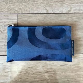 マリメッコ(marimekko)のフィンエアー　マリメッコポーチ(旅行用品)