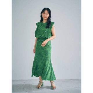 Sirin シリン ボタニカル花柄 セットアップ ワンピース 低身長