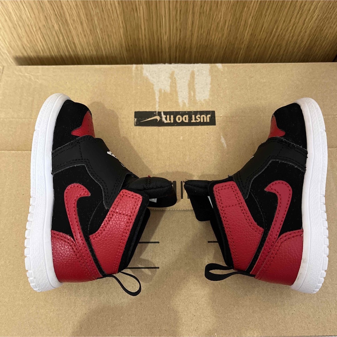 NIKE(ナイキ)のAIR JORDAN ベビージョーダン ブレッド 12センチ キッズ/ベビー/マタニティのベビー靴/シューズ(~14cm)(スニーカー)の商品写真