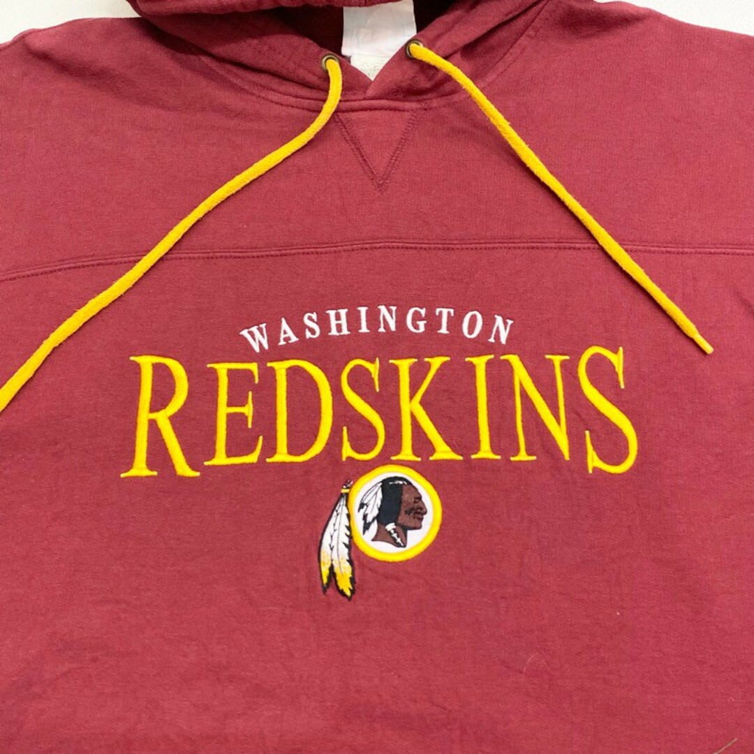 US NFL ワシントン・レッドスキンズ Washington Redskins スウェット パーカー プルオーバー 前V チームロゴ 刺繍 サイズ：メンズ XL相当 ビッグサイズ エンジ 4