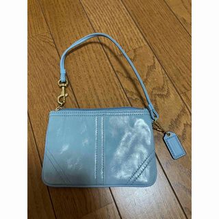 コーチ(COACH)のcoach リストレットポーチ ハンドバッグ(ポーチ)