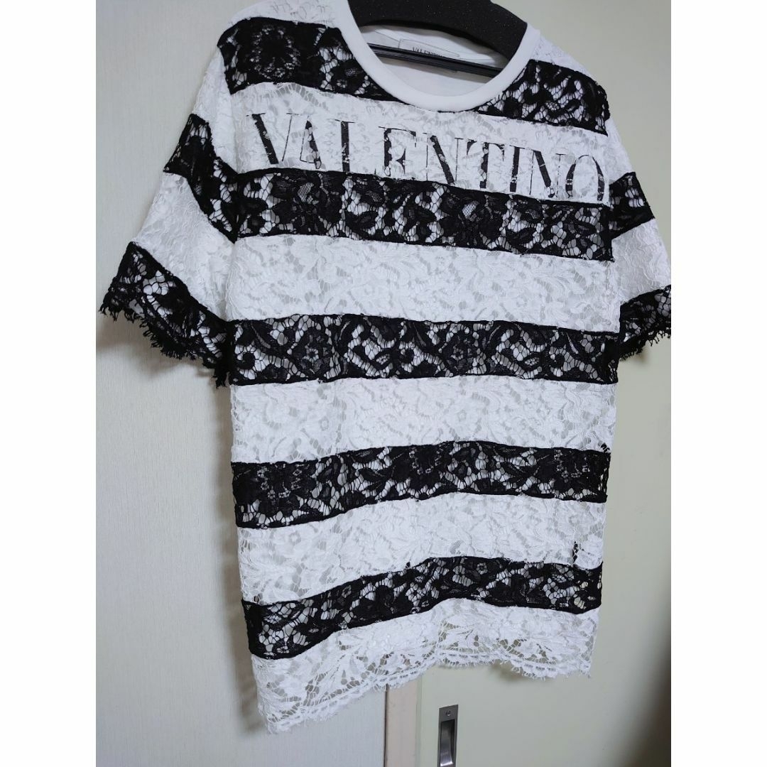 VALENTINO - VALENTINO ヘビーレース ロゴTシャツの通販 by L