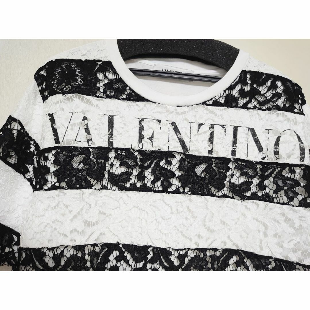 VALENTINO - VALENTINO ヘビーレース ロゴTシャツの通販 by L