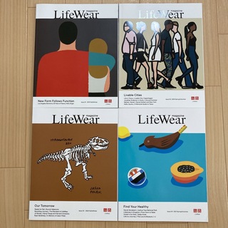 ユニクロ(UNIQLO)のUNIQLO Life Wear magazine マガジンIssue01〜04(ファッション)