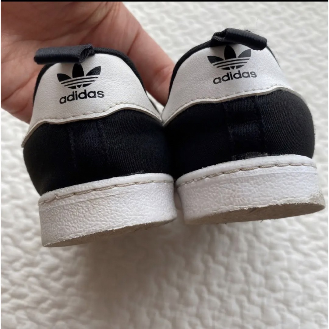 adidas(アディダス)のアディダス オリジナル  スニーカー スーパースター  15cm キッズ/ベビー/マタニティのキッズ靴/シューズ(15cm~)(スニーカー)の商品写真