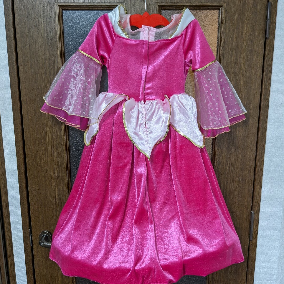 Disney(ディズニー)のオーロラ姫　ドレス　ディズニー　100　110 キッズ/ベビー/マタニティのキッズ服女の子用(90cm~)(ドレス/フォーマル)の商品写真