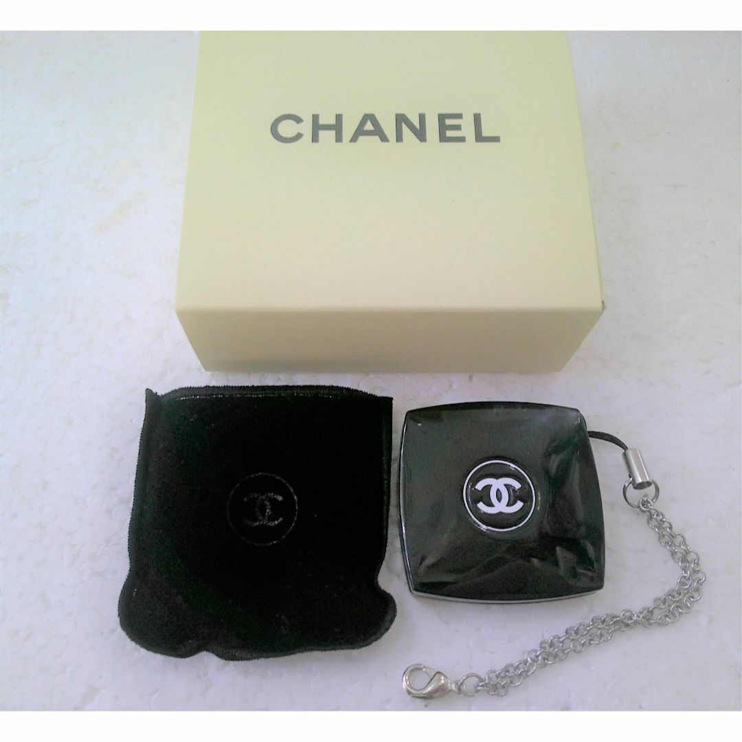 ★未使用 CHANEL シャネル ココマーク チャーム キーホルダー 鏡 ミラー