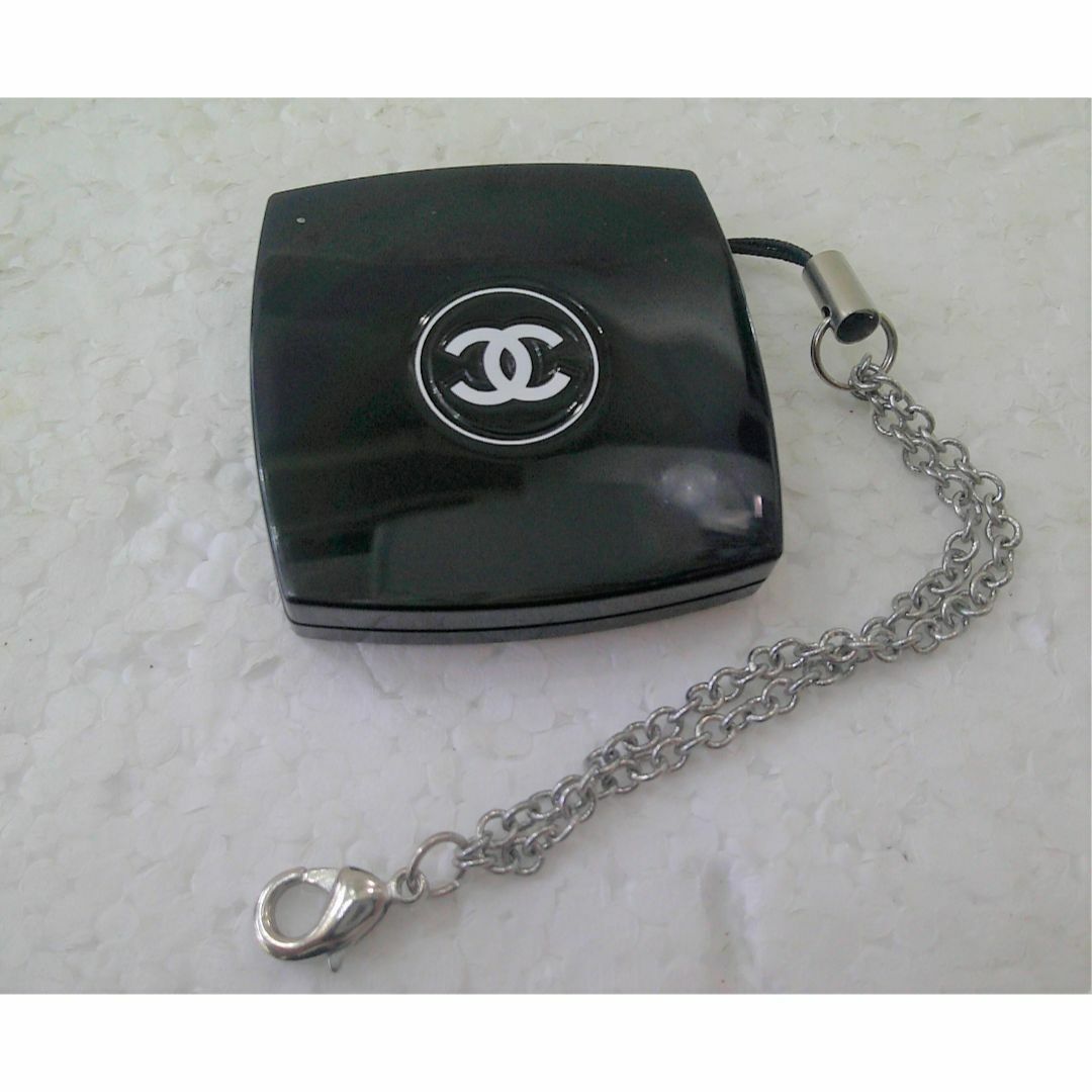 美品】CHANEL ココマーク コンパクトミラー 非売品 チャーム