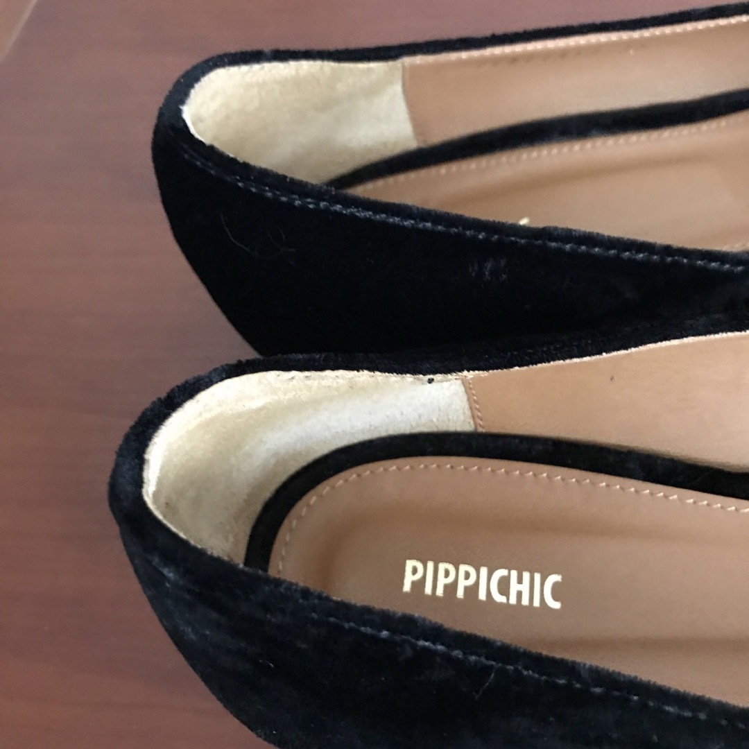 PIPPICHIC(ピッピシック)のPIPPICHIC ANNA V JEWELRY ベロアパンプス 37 レディースの靴/シューズ(ハイヒール/パンプス)の商品写真