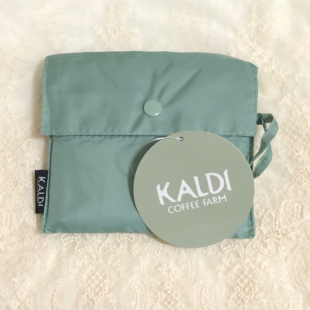 KALDI(カルディ)の★未開封★カルディ　エコバッグ　新色　セージグリーン＆グレー　レジ袋型バッグ レディースのバッグ(エコバッグ)の商品写真