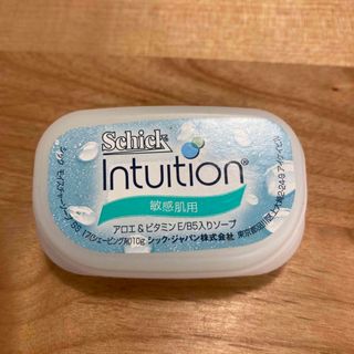 シック(Schick)のシック　Intuition モイスチャーソープ　　敏感肌用　新品・未開封　送料込(ボディソープ/石鹸)