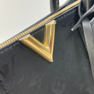 ルイヴィトン LOUIS VUITTON ヴェリー・トートMM M42886 モノグラム ハンドバッグ トートバッグ レザー ノワール ブラック