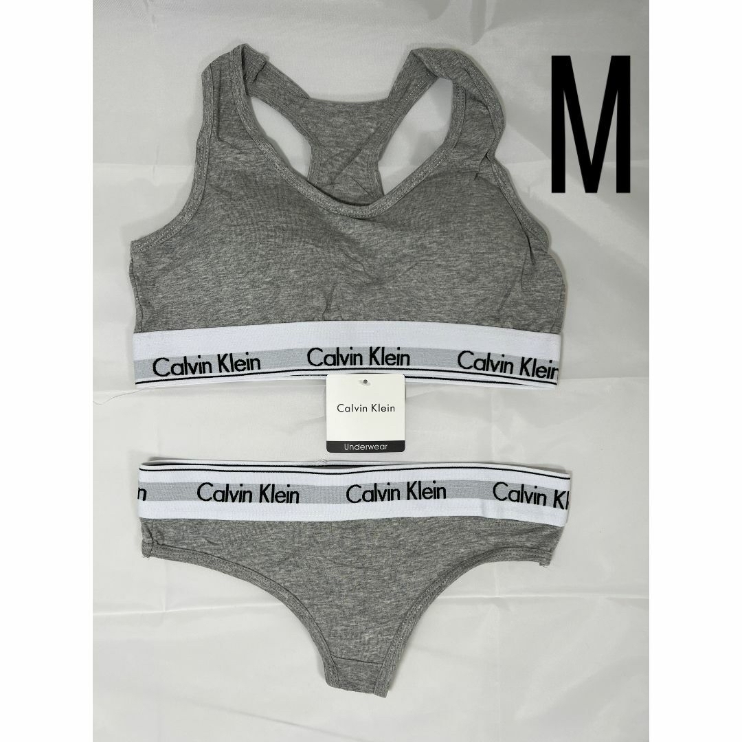 Calvin Klein レディース　ブラ&ショーツ セット グレー Mサイズ レディースの下着/アンダーウェア(ブラ&ショーツセット)の商品写真