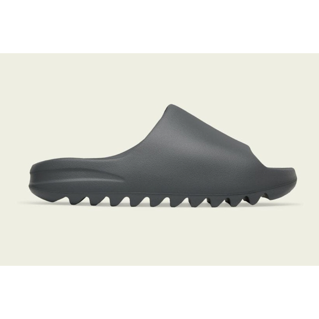 YEEZY（adidas）(イージー)のadidas YEEZY Slide "Slate Grey" メンズの靴/シューズ(サンダル)の商品写真