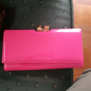 TED BAKER(財布)のフリマアイテム一覧 TED BAKER(財布)のフリマアイテム一覧