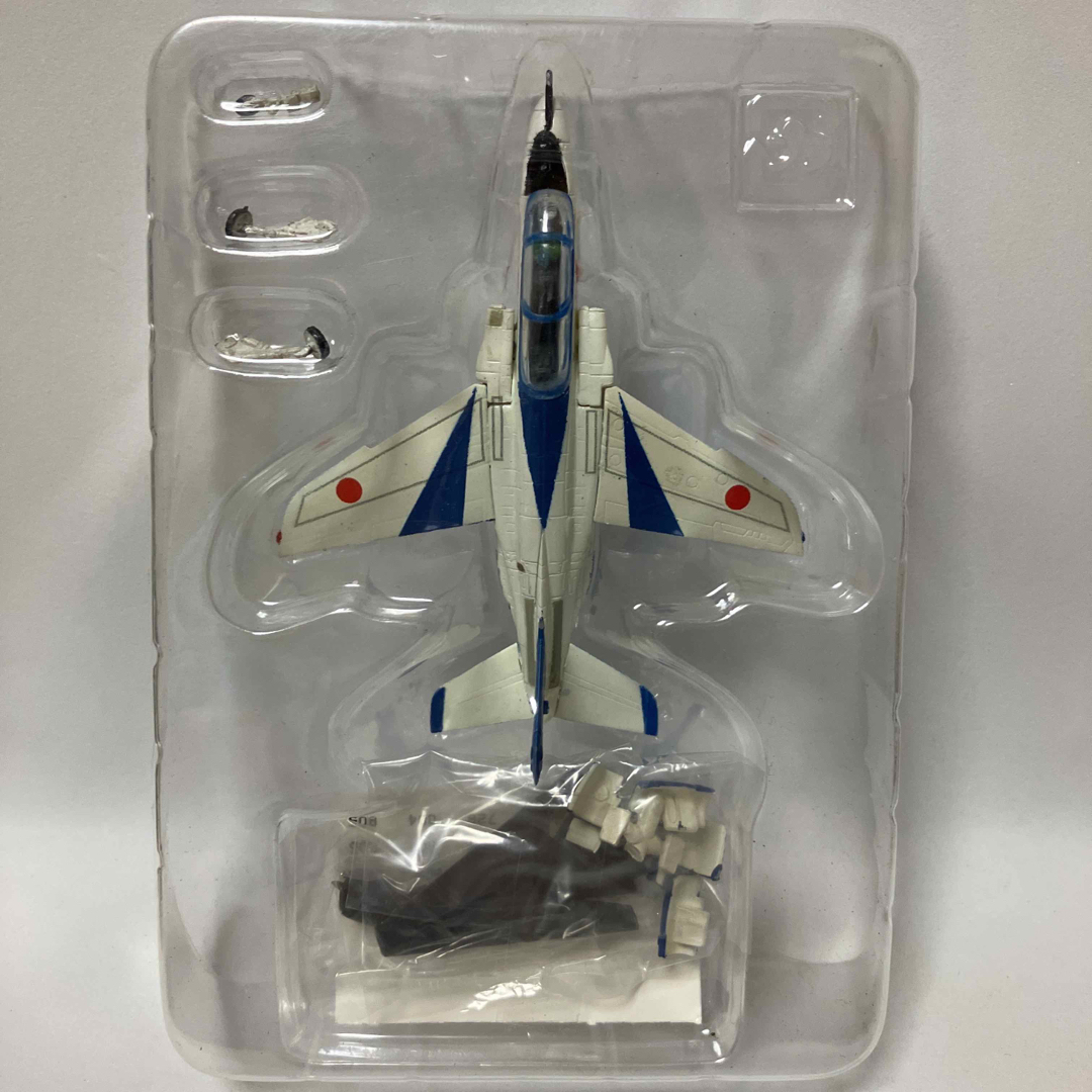 F-toys Confect(エフトイズコンフェクト)のT-4 1/144 1A ブルーインパルス 航空自衛隊 アクロチームコレクション エンタメ/ホビーのおもちゃ/ぬいぐるみ(模型/プラモデル)の商品写真
