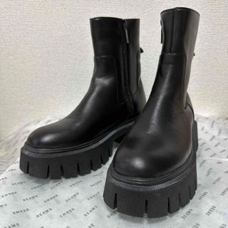 ザラ(ZARA)のZARA ショートブーツ37(23.5cm)(ブーツ)