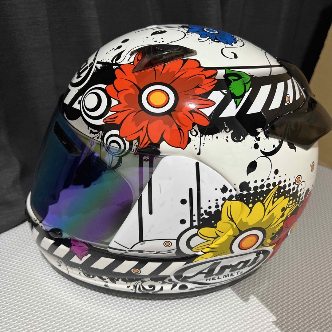 送料込み】Arai ヘルメット フルフェイス バイク かっこいい