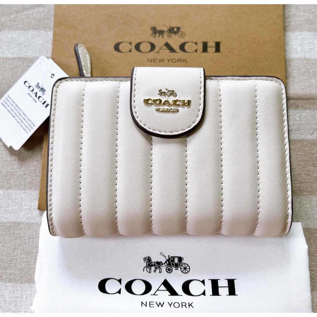 ♊ 新品 未使用❣️COACH コーチ 折り財布 ウッドストック みずほショップ