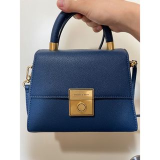 チャールズアンドキース(Charles and Keith)のCharles & keith  ショルダーバッグ(ショルダーバッグ)