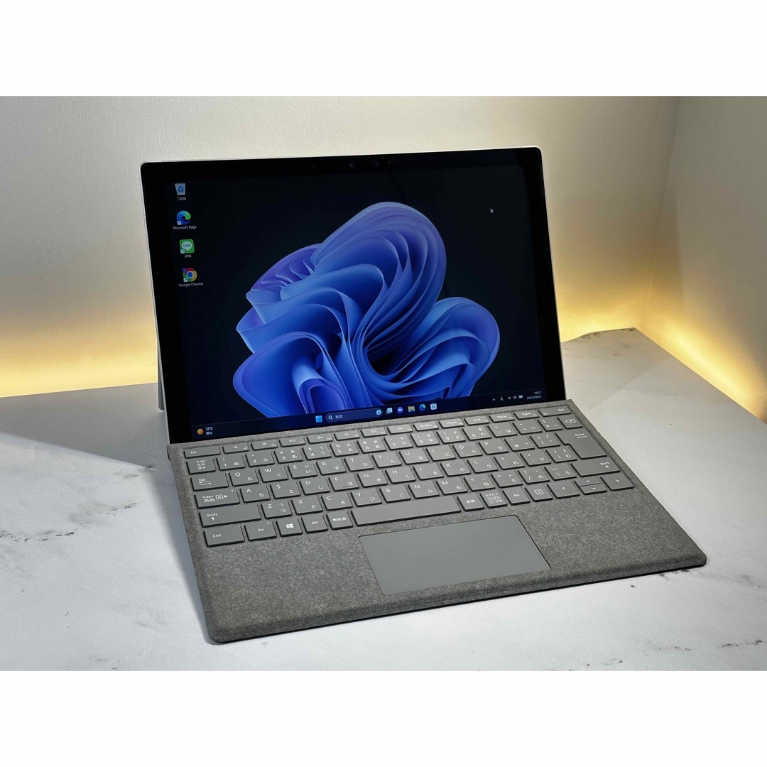 美品　Surface Pro7 Pro 7 i5 8GB SSD 256GB