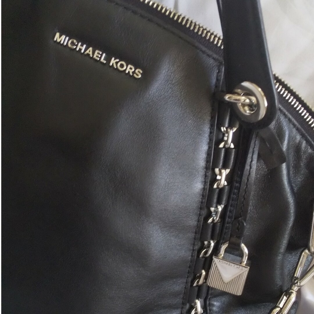 Michael Kors(マイケルコース)のあけおめお年玉❤マイケルコース ロックチャーム チェーンバッグ 黒 レディースのバッグ(ショルダーバッグ)の商品写真