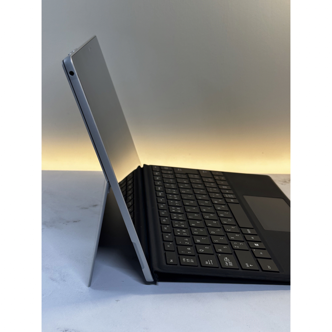 SIMフリー新同品 Surface Pro5 LTE i5 8 SSD 256