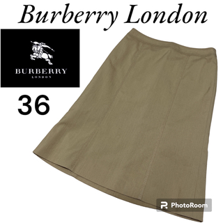 バーバリー(BURBERRY)の匿名配送【美品】Burberry London  スカート　ベージュ　36(ひざ丈スカート)