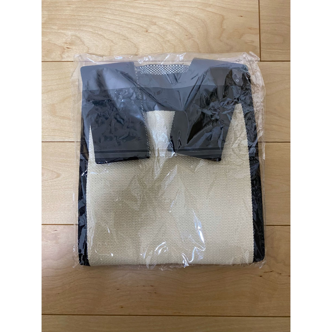 新品　未使用　ミニトートバッグ　ニットトート　かぎ編み レディースのバッグ(トートバッグ)の商品写真