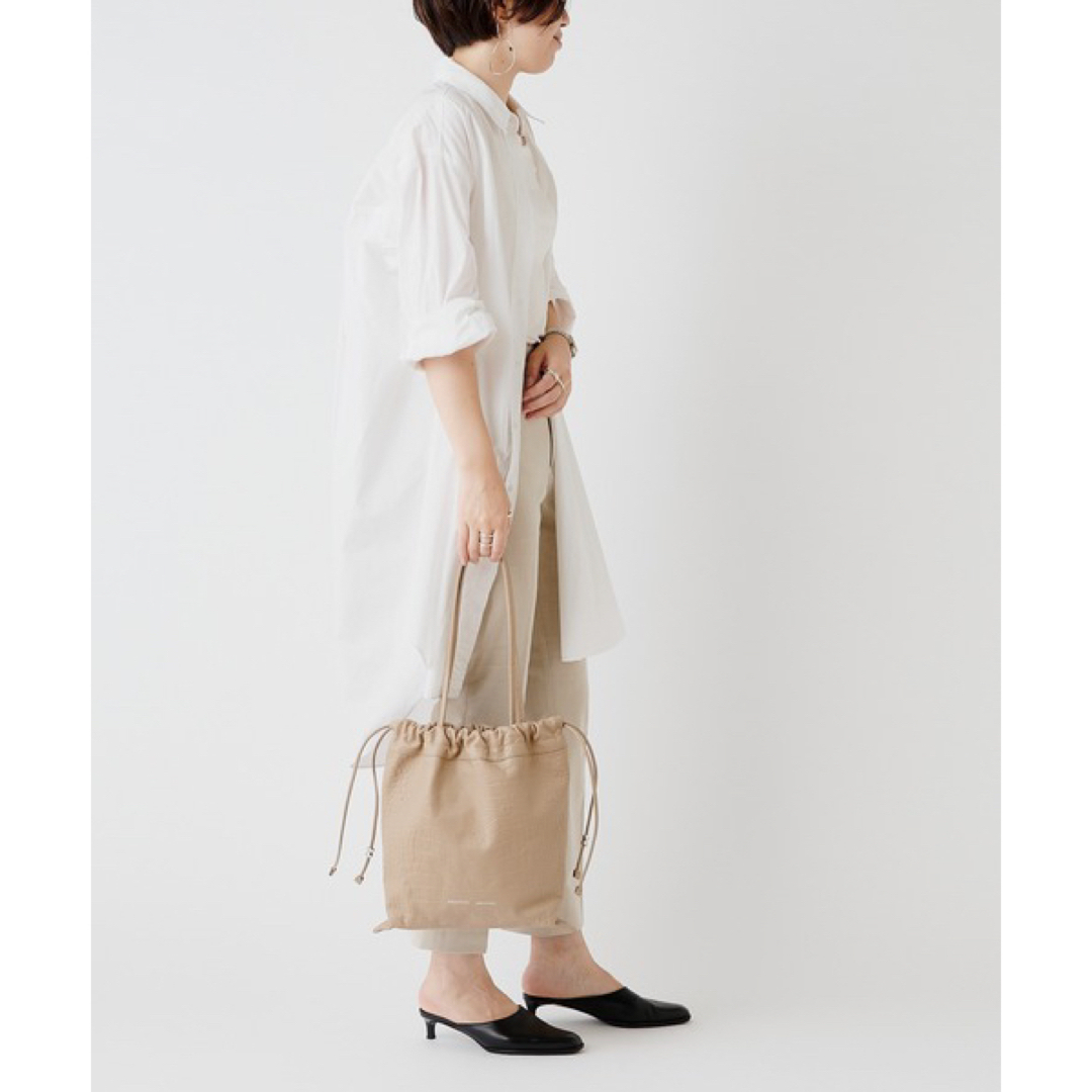 IACUCCI - 【型押しレザー巾着トートバッグ】イアクッチの通販 by