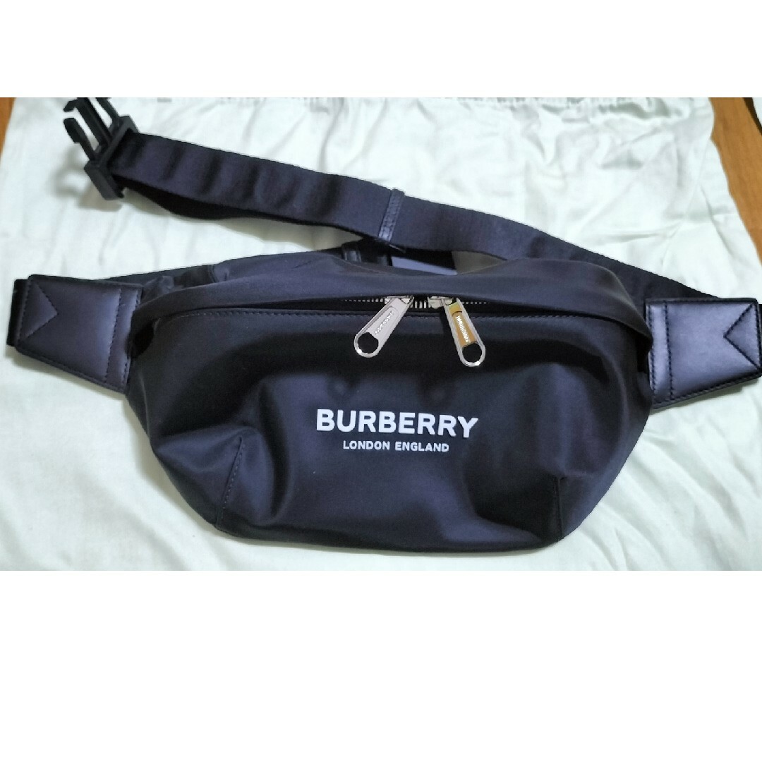 BURBERRY ボディバッグ-