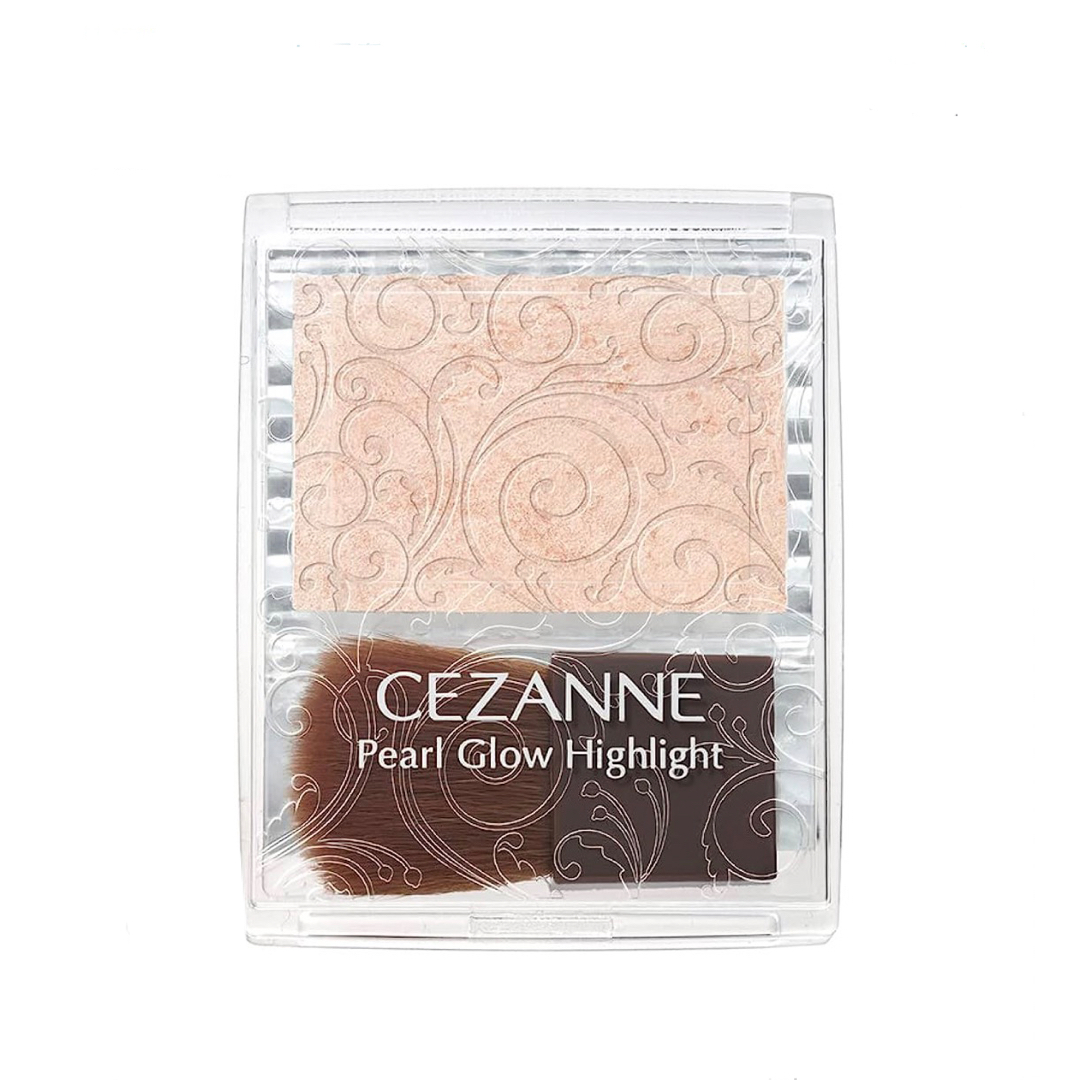 CEZANNE（セザンヌ化粧品）(セザンヌケショウヒン)のセザンヌ パールグロウハイライト 01 シャンパンベージュ(2.4g) コスメ/美容のベースメイク/化粧品(フェイスパウダー)の商品写真