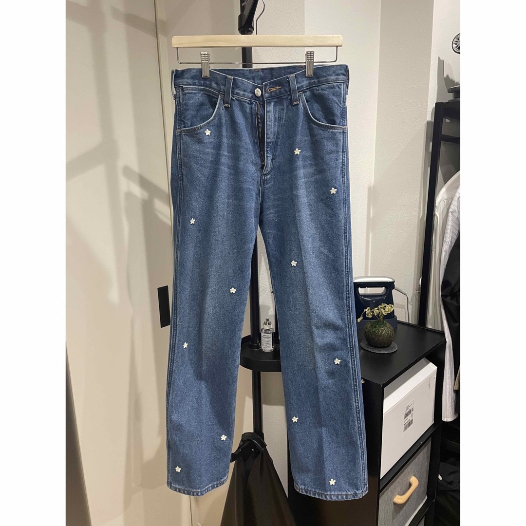 Wrangler(ラングラー)のmonkey time別注 FLW/EMB STRAIGHT PANTS メンズのパンツ(デニム/ジーンズ)の商品写真