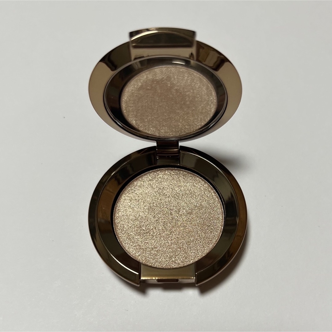 Sephora(セフォラ)の美品！ BECCA ベッカ ハイライト ミニサイズ OPAL コスメ/美容のベースメイク/化粧品(フェイスカラー)の商品写真