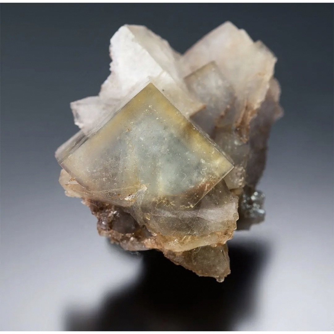中国 北京 フローライト BE-949 天然石 原石 鉱物標本 鉱石 蛍石