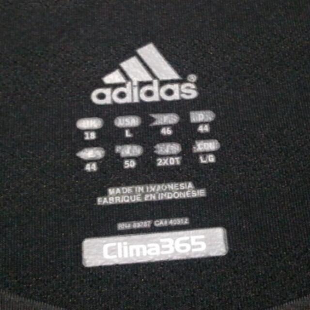 adidas(アディダス)のadidas 黒Tシャツ レディースのトップス(Tシャツ(半袖/袖なし))の商品写真