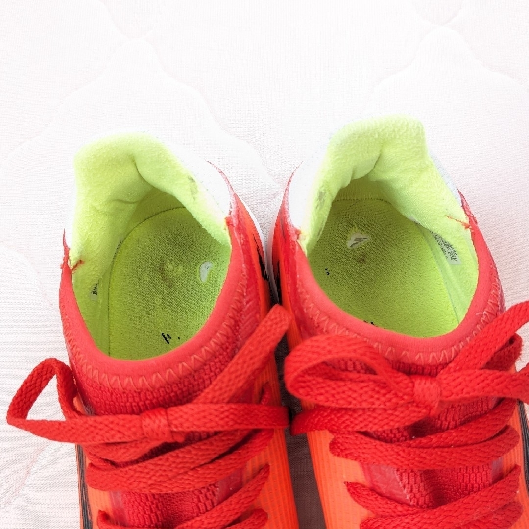 adidas(アディダス)のadidas　フットサルシューズ　エックス·スピードスロー　ジュニア22cm スポーツ/アウトドアのサッカー/フットサル(その他)の商品写真
