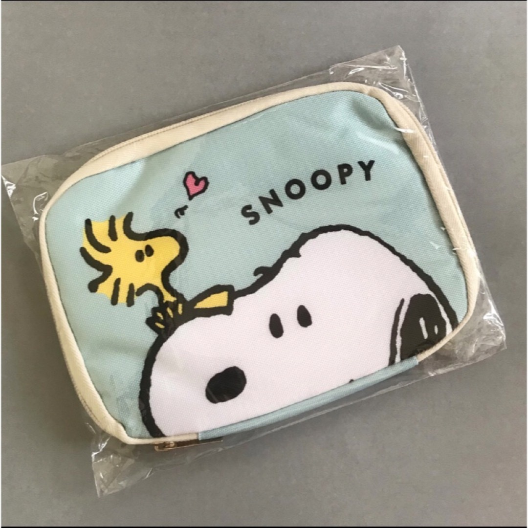 SNOOPY(スヌーピー)のSNOOPY🐾マルチケース🐾ロングタオル🐾クリアファイル🐾3点セット エンタメ/ホビーのおもちゃ/ぬいぐるみ(キャラクターグッズ)の商品写真