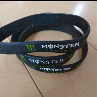 モンスターエナジー(Monster Energy)のモンスターエナジー　シリコンリストバンド　３本セット(バングル/リストバンド)