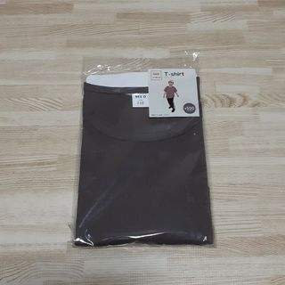 スリーコインズ(3COINS)のTシャツ　ポケット付き(Tシャツ/カットソー)