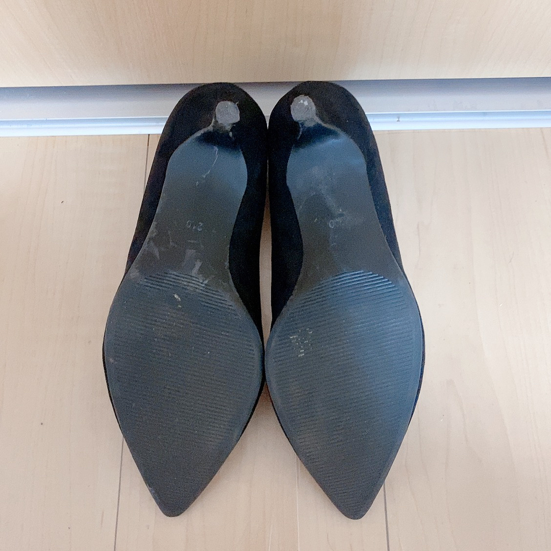 GU(ジーユー)の【訳あり特価】GU ジーユーマシュマロポインテッドパンプス 24.0 ブラック レディースの靴/シューズ(ハイヒール/パンプス)の商品写真