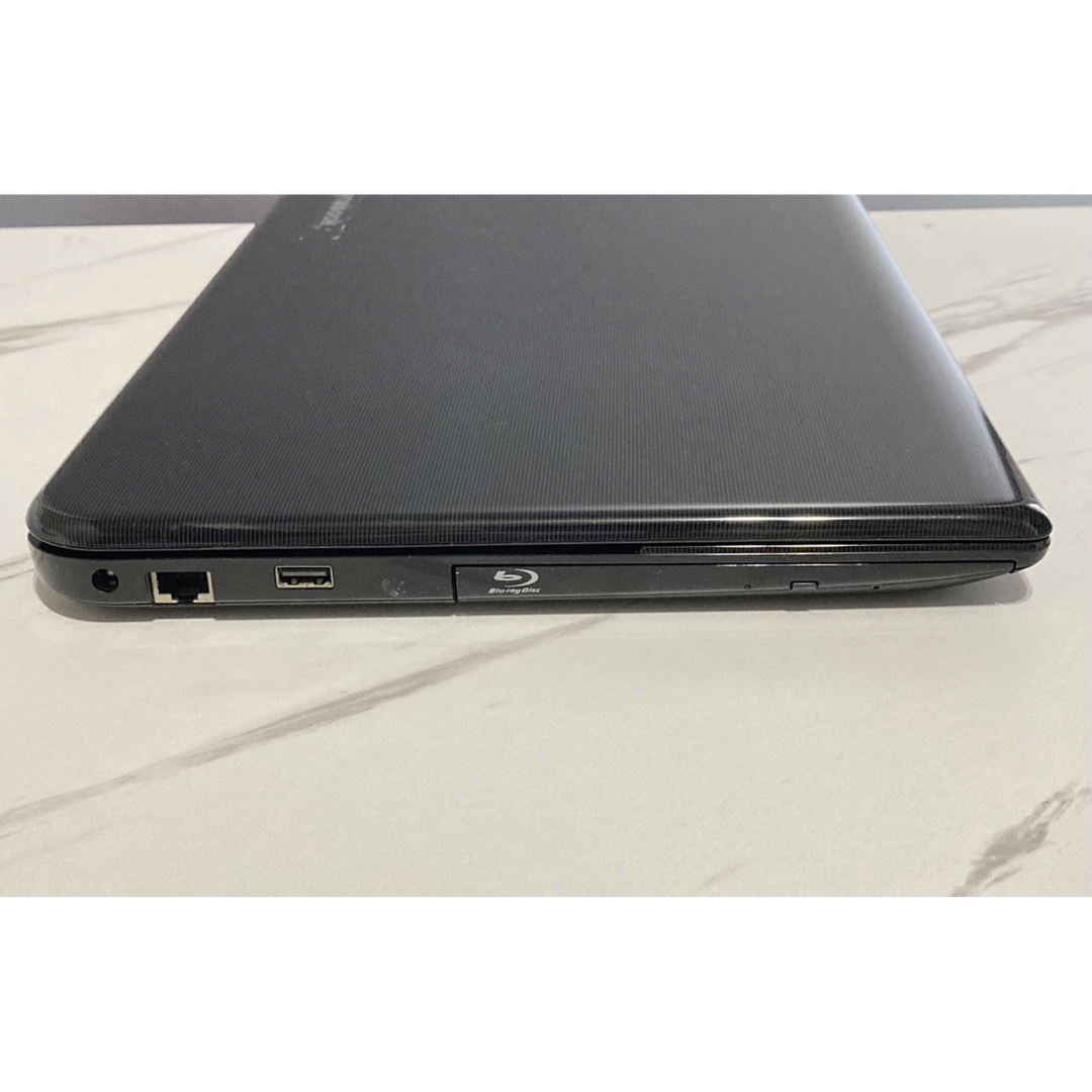 Toshiba Dynabook T553/67JB i7-4700MQ 4